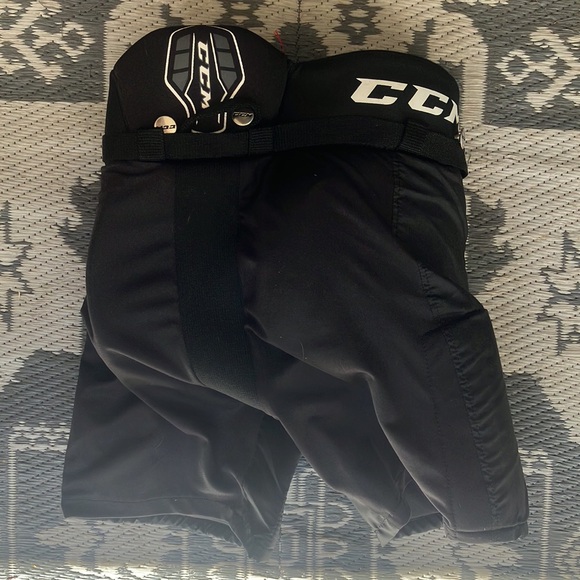 CCM Hockey Girdle Youth Medium - Picture 4 of 4